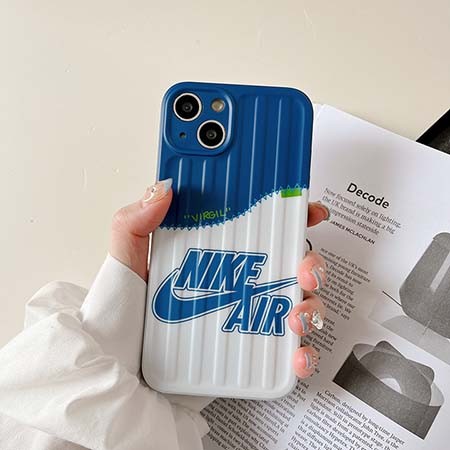 アイフォン 15pro ケース nike風 