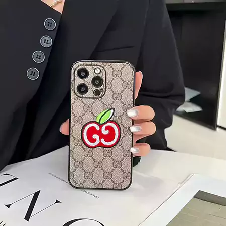 iphone15pro グッチ gucci スマホケース 