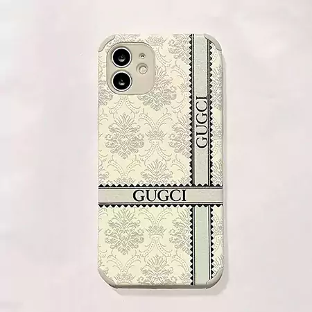 gucci アイフォン 15プロ ケース 