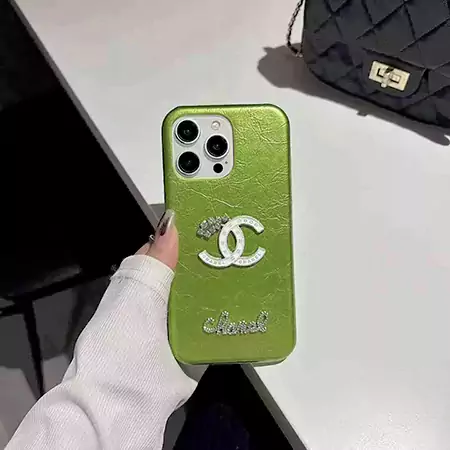 シャネル カバー iphone15 