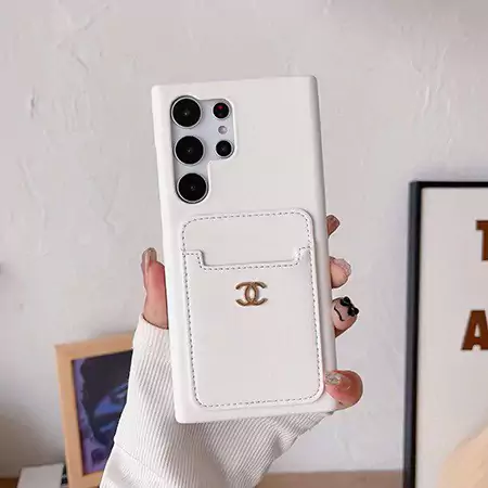 アイフォーン 15プロ 携帯ケース chanel 