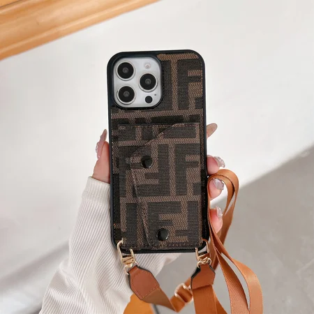 アイフォーン16plus カバー フェンディ fendi 