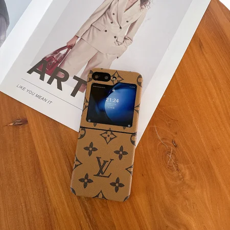 ブランド 携帯ケース アイフォン 16pro max burberry風 