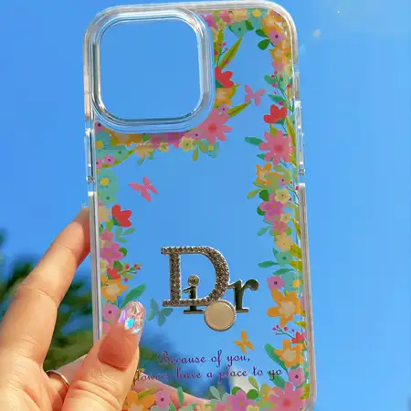 可愛い ハイブランド iphone 16プロ 