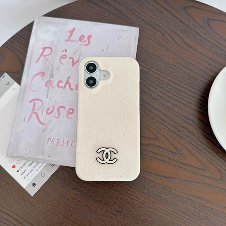 アイホン 16plus カバー chanel 