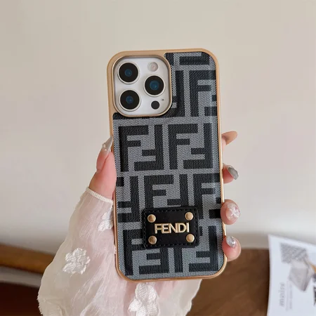 アイフォン17プロ max フェンディ スマホケース 