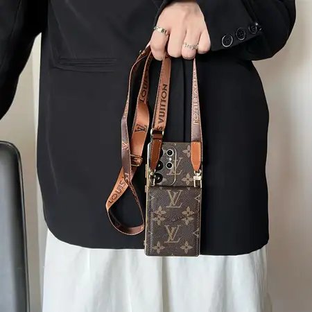 アイホンiphone17 スマホケース vuitton 