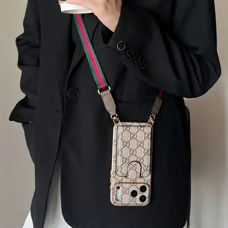 アイホン16 Plus スマホケース lv 