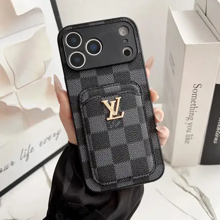 ブランド カバー アイホンiphone17プラス  