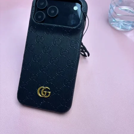 gucci グッチ アイフォーンiphone17promax 