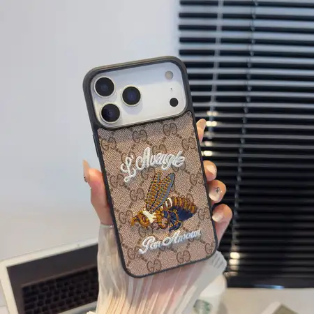 グッチ gucci スマホケース アイフォーン17plus 