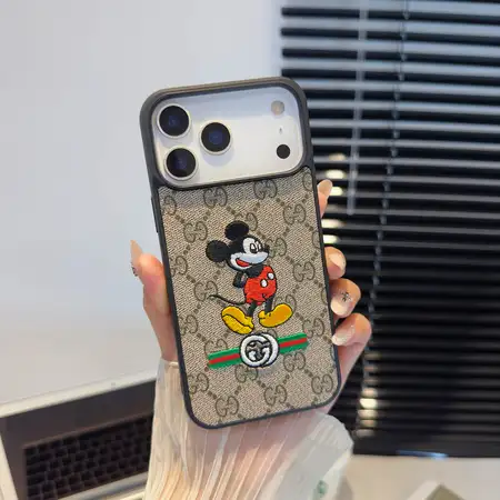 gucci グッチ アイフォーン17プラス 