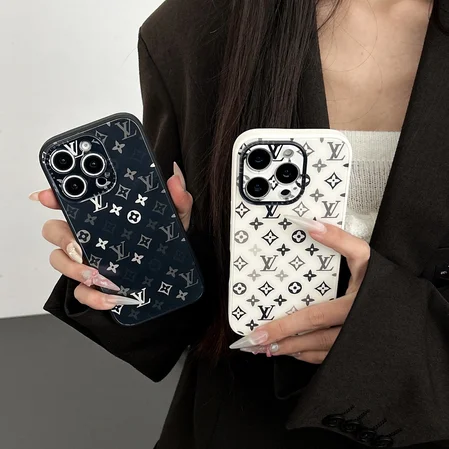 ブランド スマホケース  新作