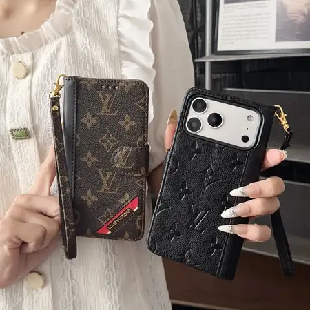 アイフォーン17プラス gucci グッチ カバー  シリコン