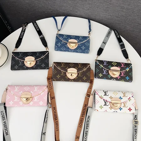 ブランド アイホン17 スマホケース  プラスチック