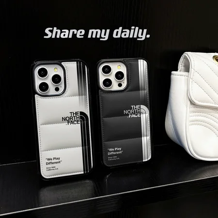 コピー  アイホン17pro max スマホケース 