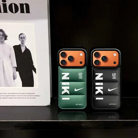 アイホンiphone17 nike風 携帯ケース  ミラー 付き