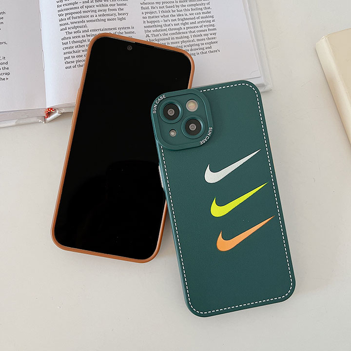 アイフォン14プラス nike ナイキ スマホケース 