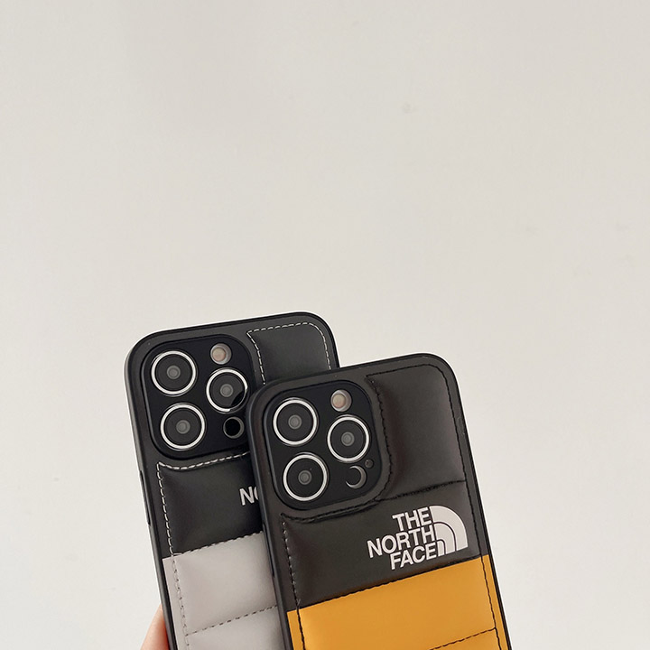 ブランド iphone15プロmax カバー 