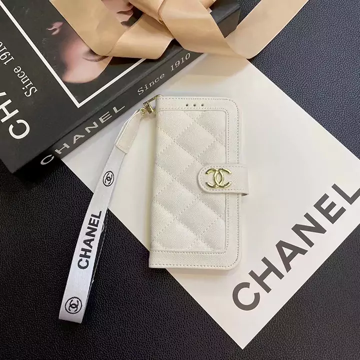 ハイブランド シャネル chanel iphone15plus スマホケース 