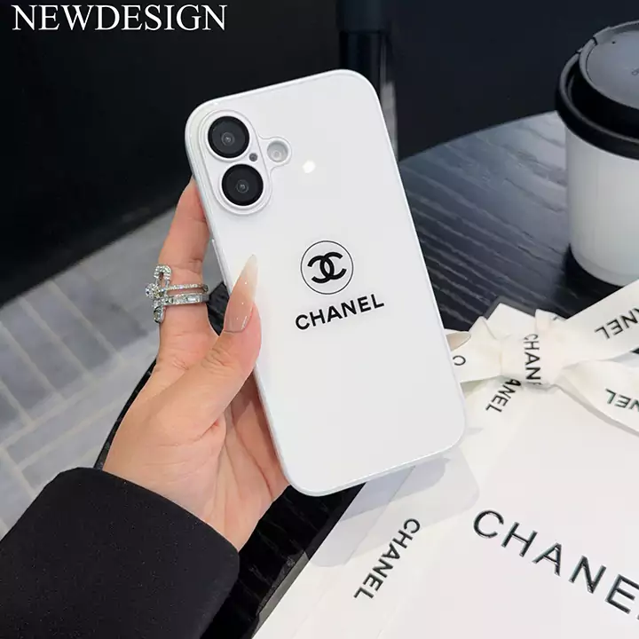 chanel アイホン 15plus 