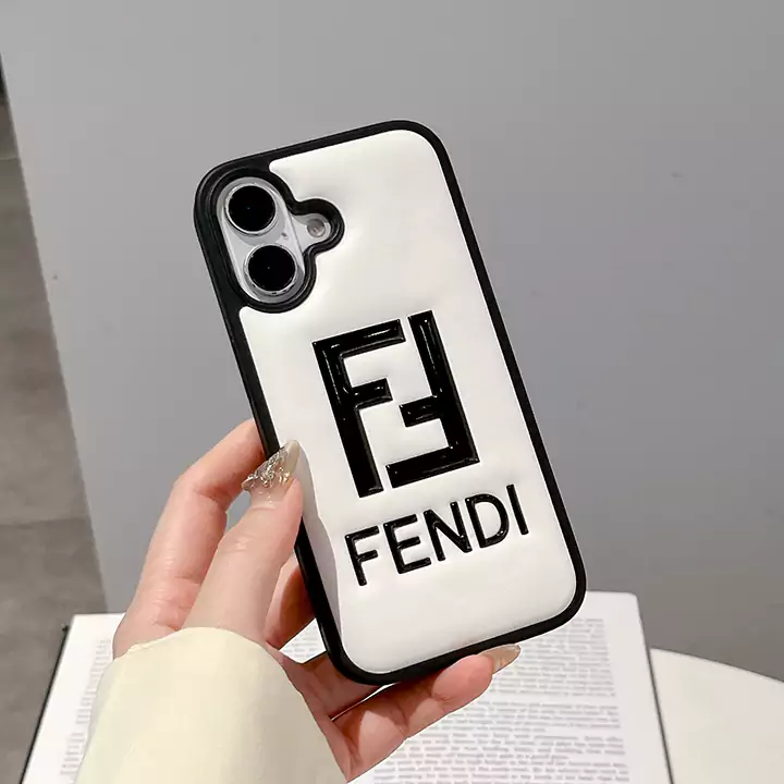 フェンディ fendi スマホケース アイフォーン 15プロ 