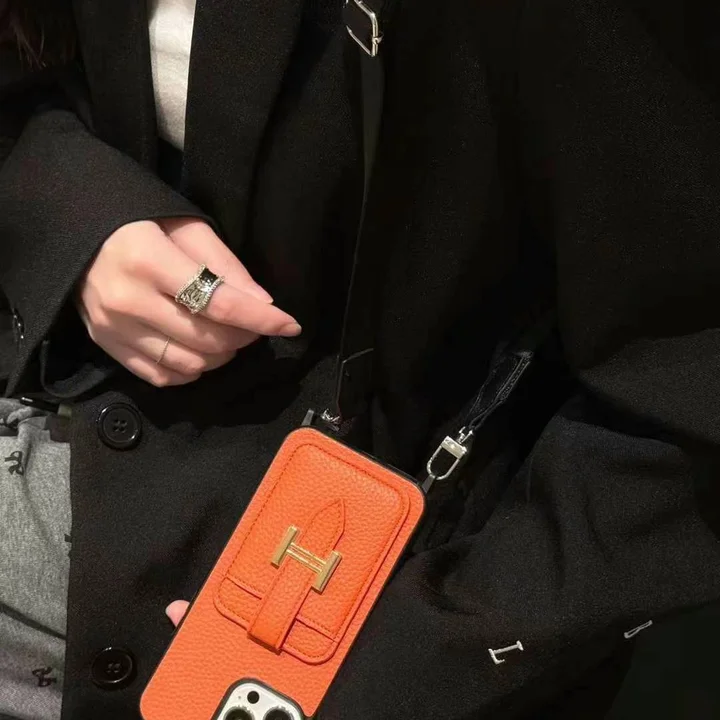 ブランド hermes エルメス iphone 15plus ケース 