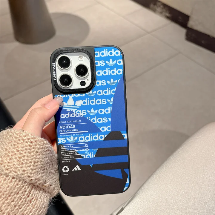 アイフォン15プロ adidas スマホケース 