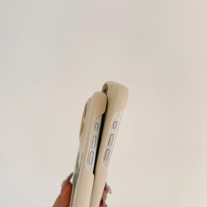 ハイブランド iphone 16pro 携帯ケース 