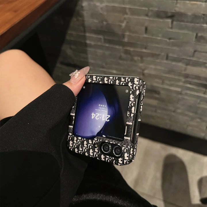 dior アイフォーン 16 携帯ケース 