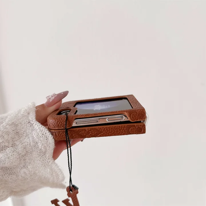 ブランド ケース アイフォーン16promax vuitton 