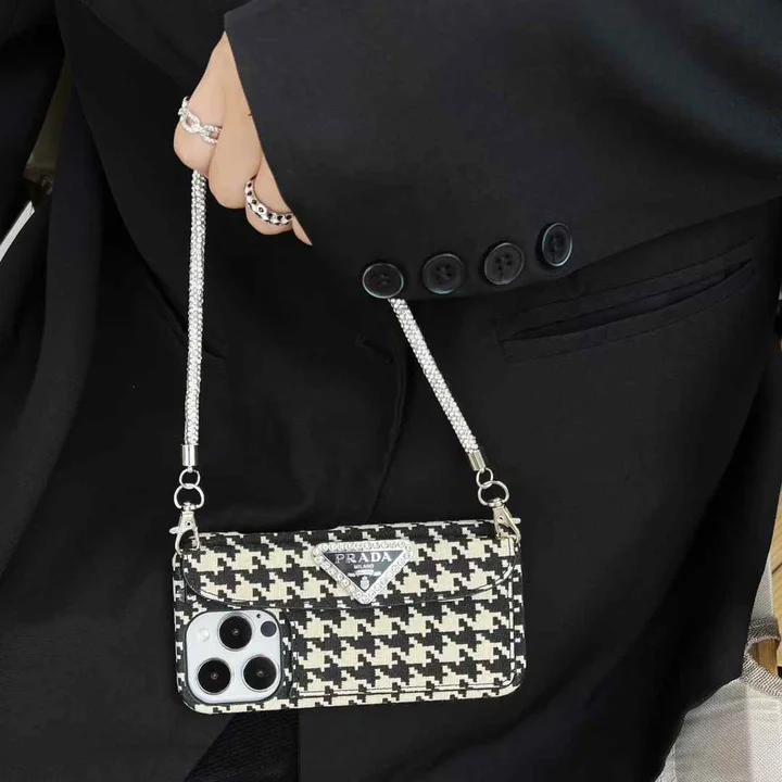 ブランド 携帯ケース アイフォーン 15 プラダ prada  