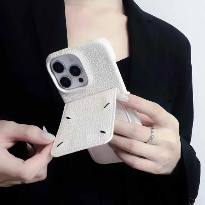ブランド 携帯ケース iphone16プロmax 