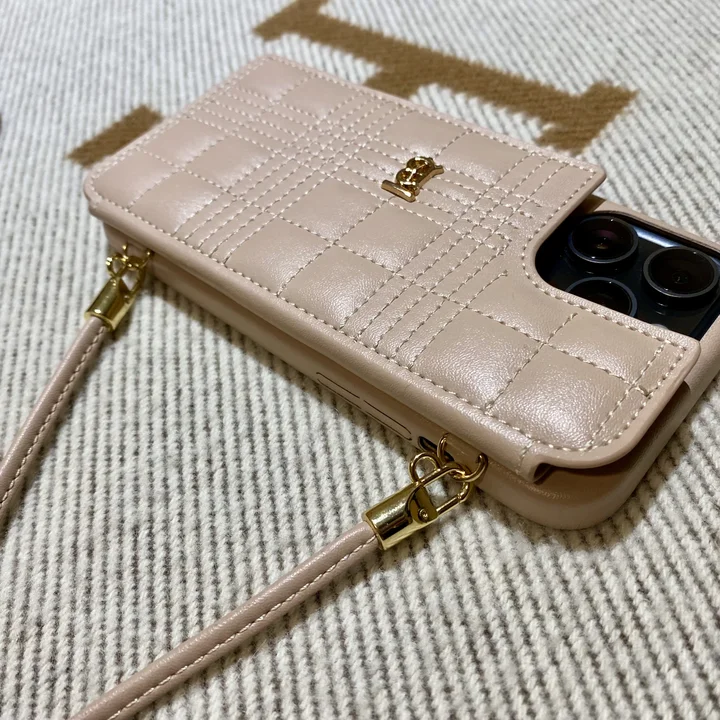 アイフォーン 16plus burberry風 スマホケース 