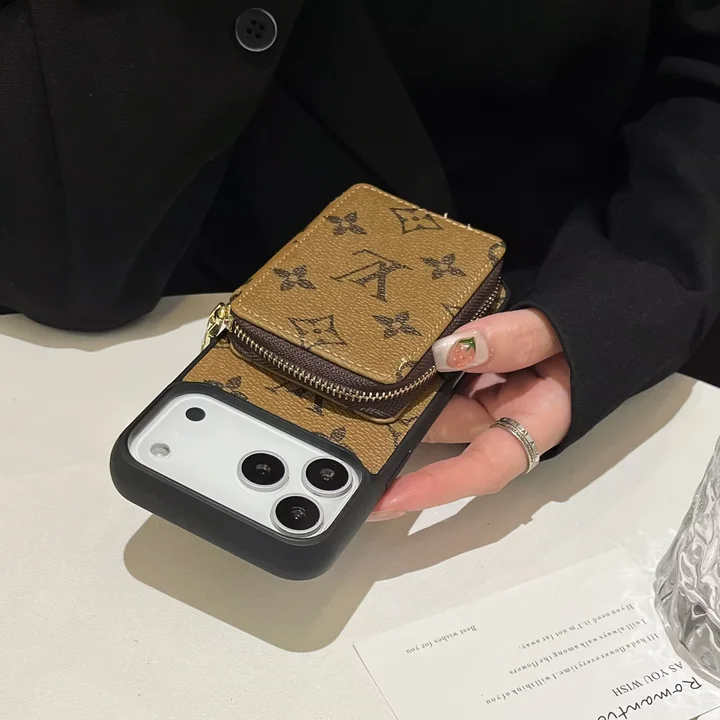 ハイブランド アイフォン17プラス  ブランド柄