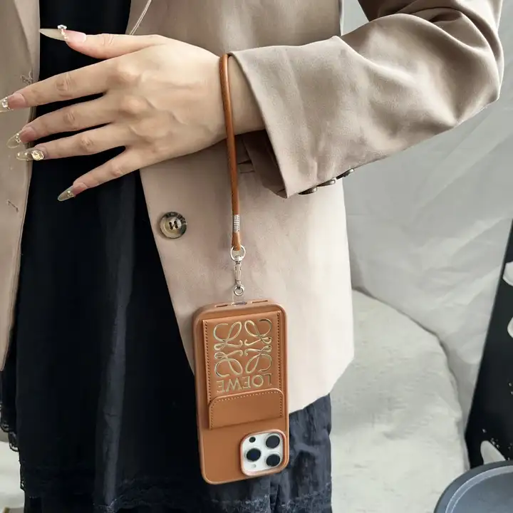 アイフォン17 loewe ケース 
