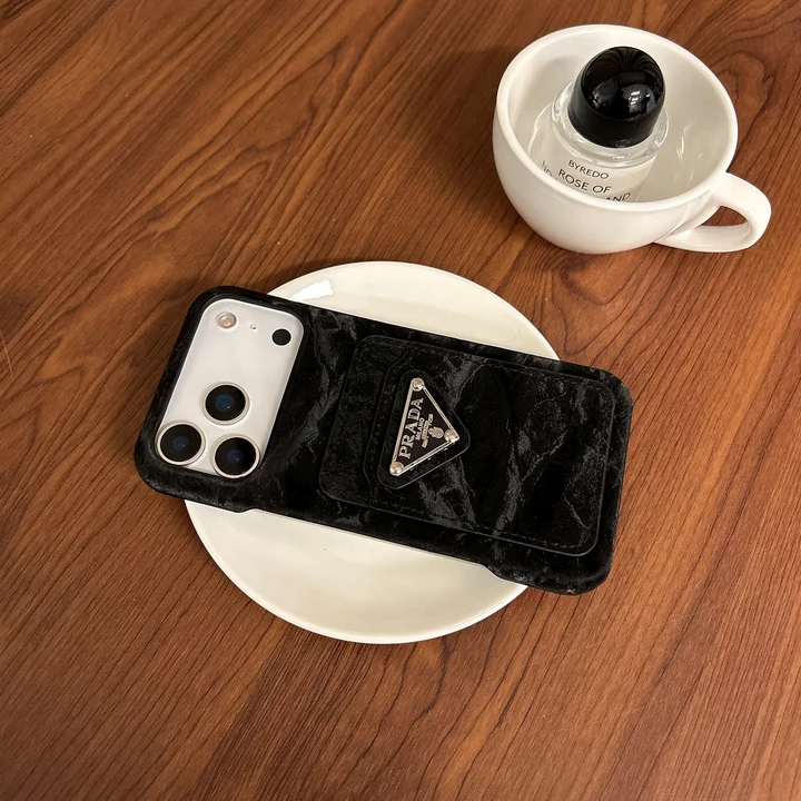 プラダ風 アイフォーンiphone17プラス 