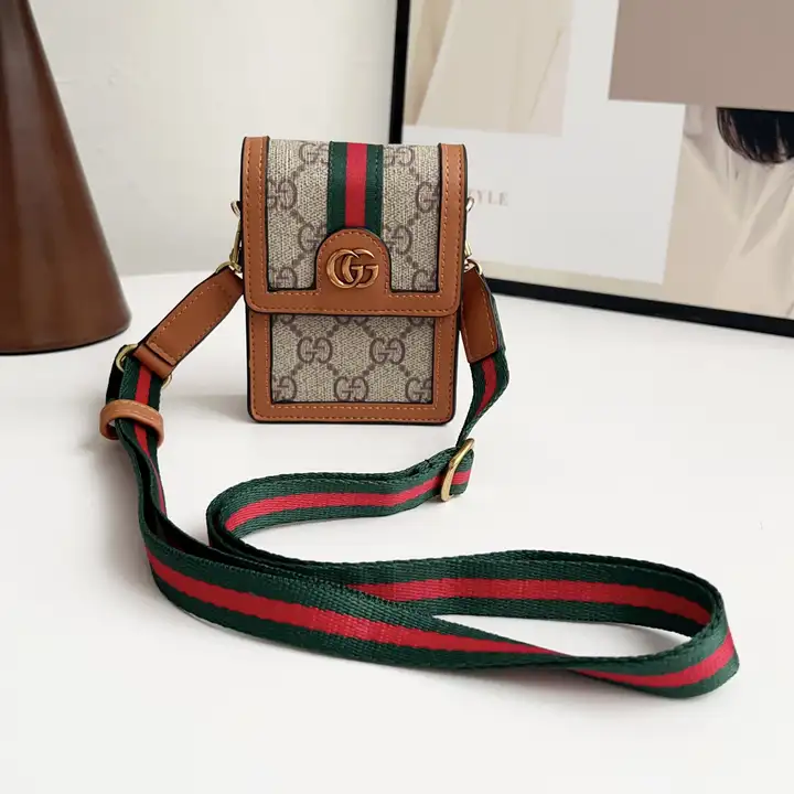 gucci グッチ iphone16 proMax 