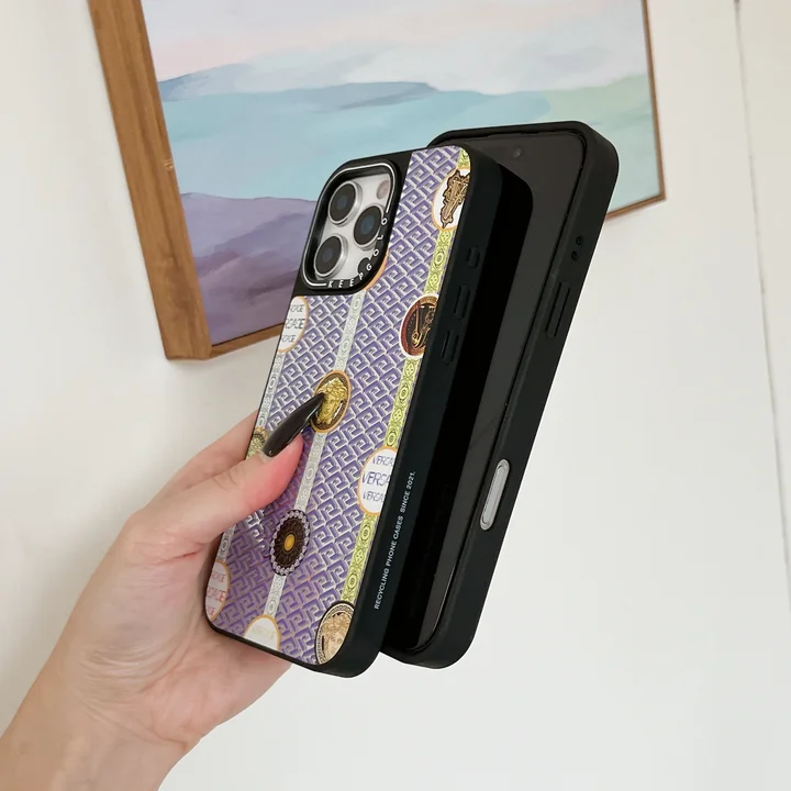 versace カバー アイホン17plus 