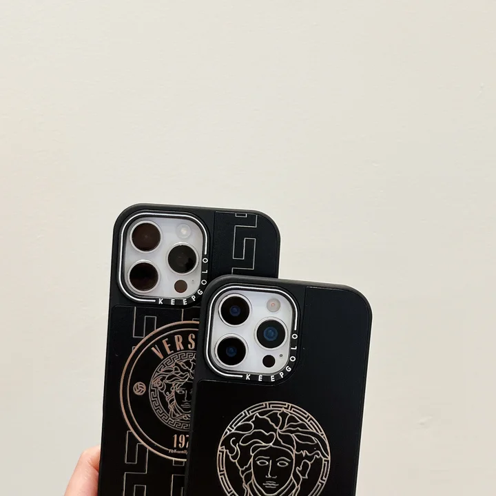 versace ヴェルサーチ iphone17pro max ケース 