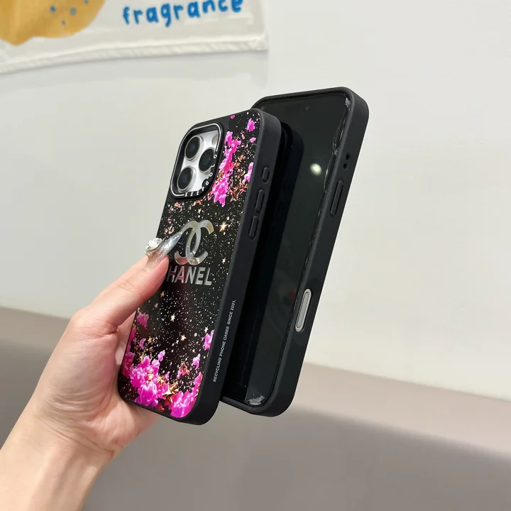 アイフォーン17plus chanel風 カバー 