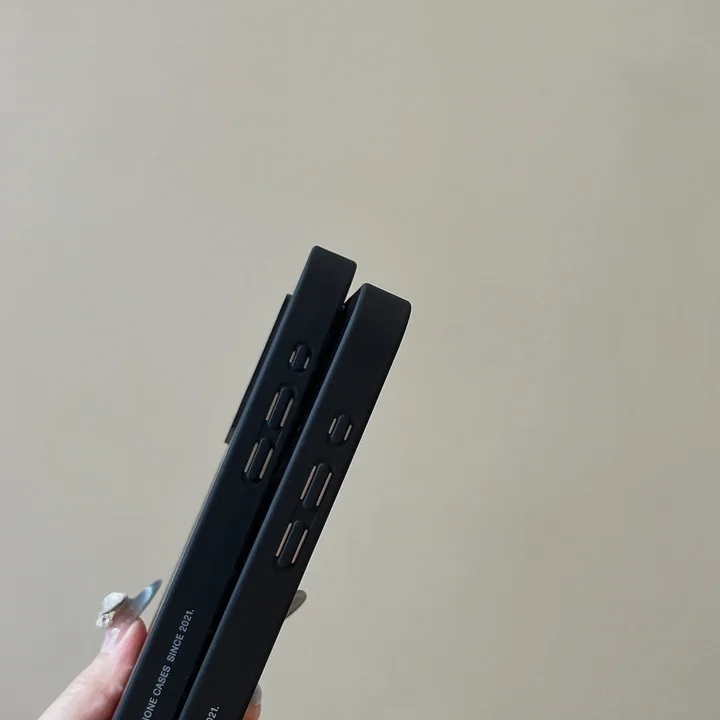 アイフォンiphone17 ルイビトン風 カバー 