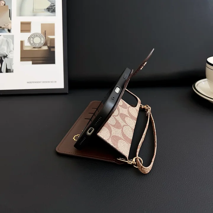 ブランド スマホケース iphone17 