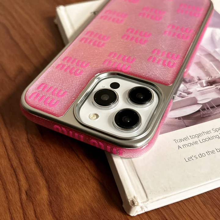 miumiu iphone17プロ ケース 