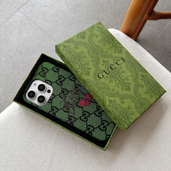 gucci iphone17pro カバー 