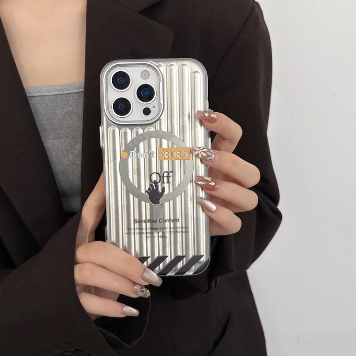 ハイブランド アイフォーン17プラス スマホケース 