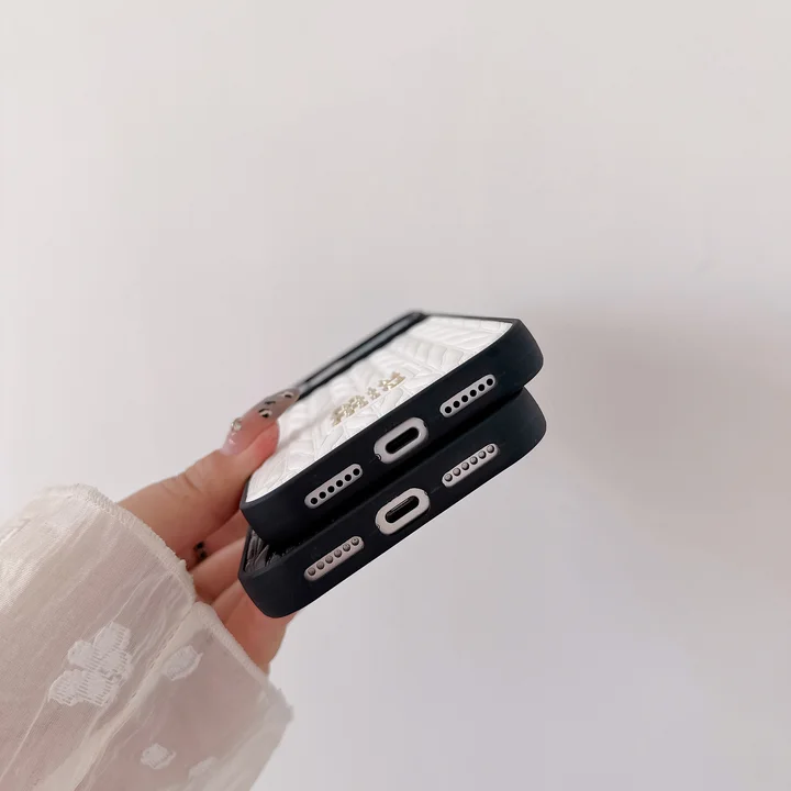 ハイブランド スマホケース アイフォン14プロ miumiu ミュウミュウ 