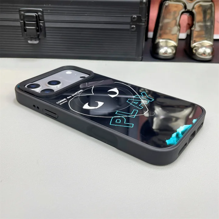 コムデギャルソン アイフォーン17pro max ケース 