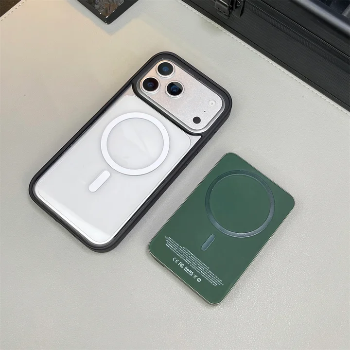 ハイブランド クロームハーツ アイフォン17プラス スマホケース 