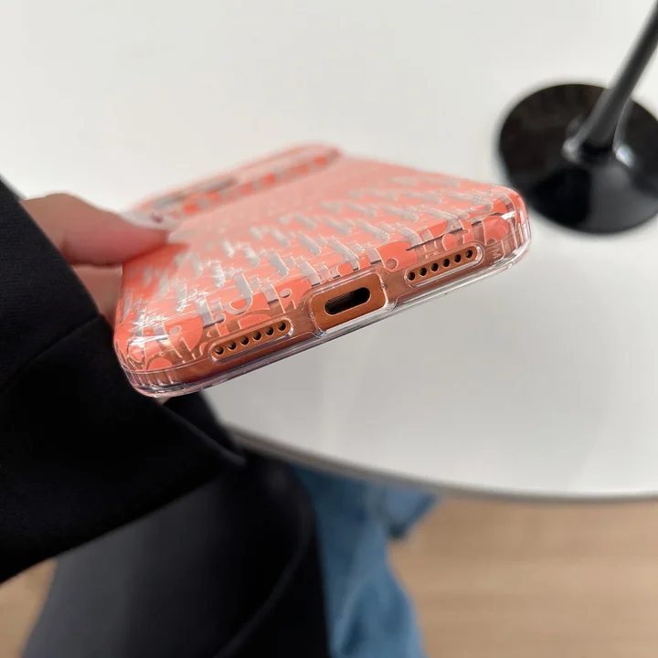 ハイブランド カバー アイホン17 ディオール風 